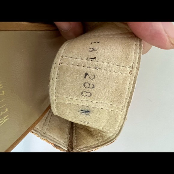 Stuart Weitzman Rattan Sandals - Picture 6 of 7